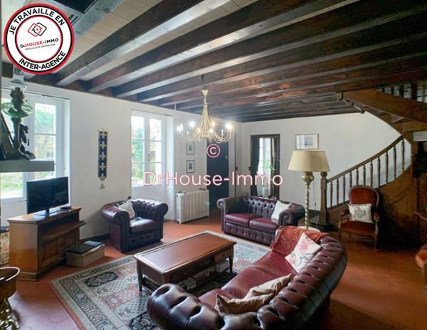 Maison à vendre 6 pièces de 241 m²