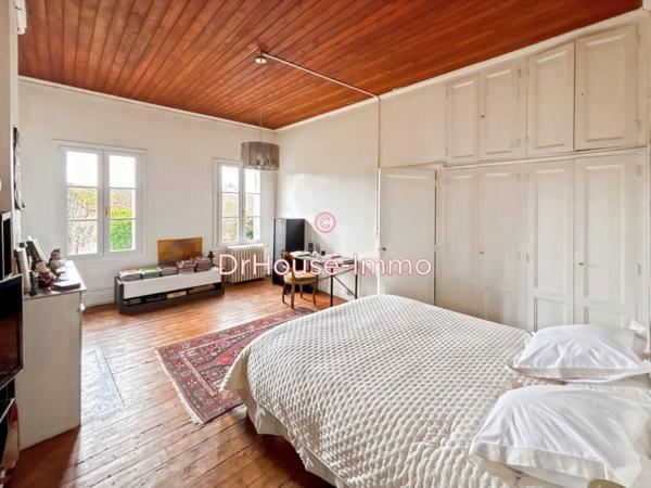 Maison à vendre 6 pièces de 241 m²