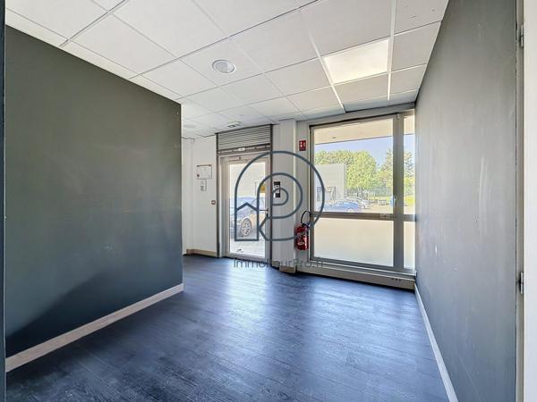 Marcq-en-Barœul – La Pilaterie | Local d'activité 529 m² avec 200 m² de bureaux | Parc GoMarcq | À vendre
