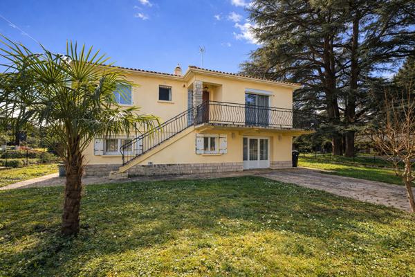 Villeneuve-sur-Lot (47300) VILLENEUVE-SUR-LOT, AU CALME , GRANDE MAISON FAMILIALE SUR 2 NIVEAUX AVEC JARDIN