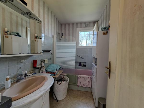 Villeneuve-sur-Lot (47300) VILLENEUVE-SUR-LOT, AU CALME , GRANDE MAISON FAMILIALE SUR 2 NIVEAUX AVEC JARDIN