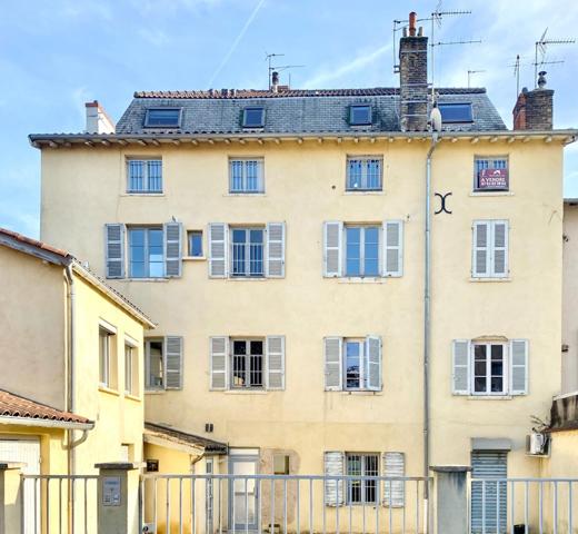 Appartement 4 pièces 92 m2 avec cave et stationnement