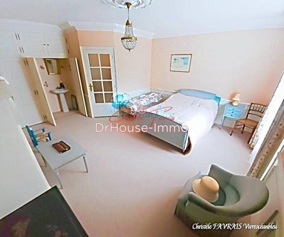 Maison à vendre 7 pièces de 243 m²