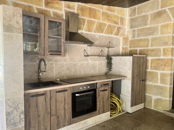 Maison
         6 pièces
        - 165 m² 282 225 € *