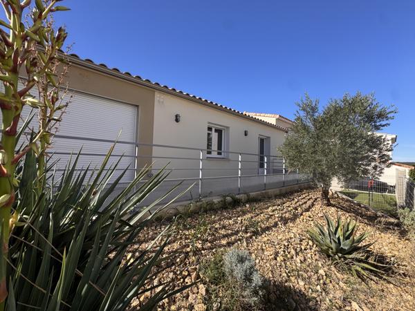 À LOUER – SUPERBE MAISON DE PLAIN-PIED AVEC JARDIN, TERRASSE ET GARAGE – ROCHEFORT-DU-GARD