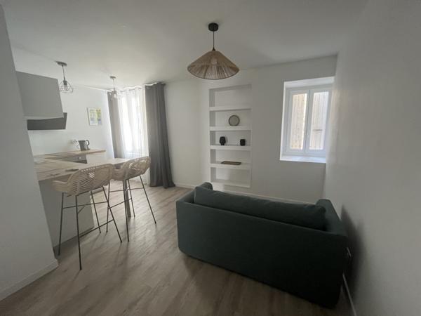 Appartement à louer |  St-Jean-d'Angély |  2 pièces | 33 m²