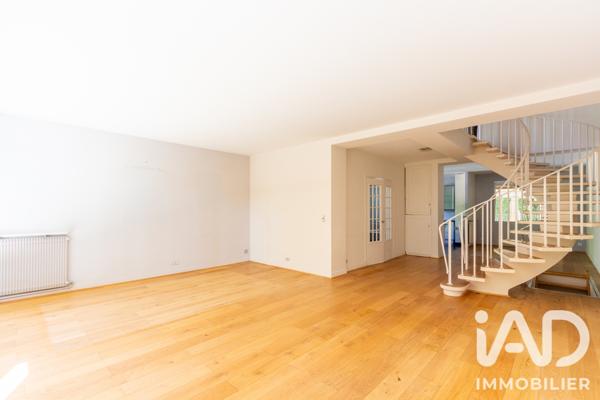 Maison à vendre 6 pièces 151 m² Saint-Nom-la-Bretèche