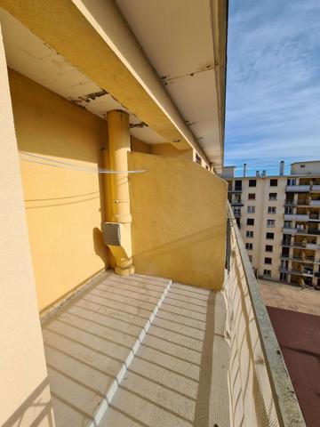 Perpignan (66000) T3 lumineux + balcon + parking