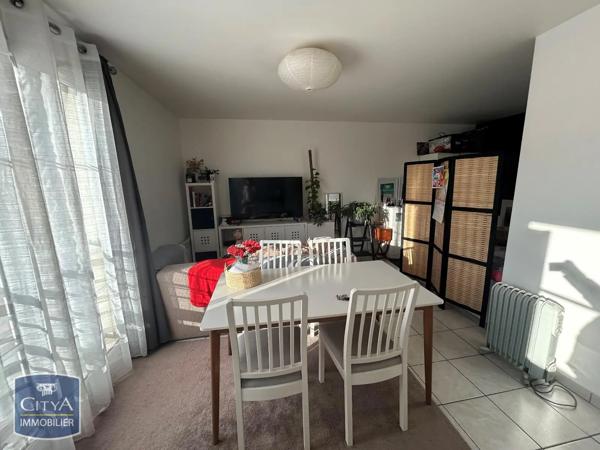 Appartement à louer 1 pièce 33.24m² Arpajon (91290)