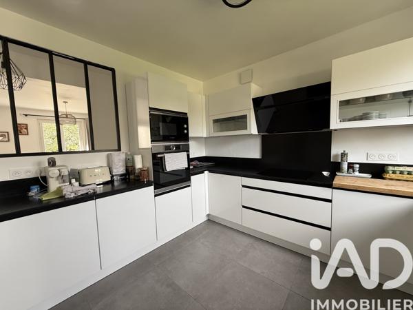 Maison à vendre 7 pièces 170 m² Vert-Saint-Denis