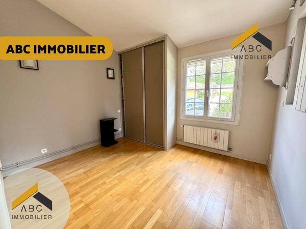 Orange (84100) Colline d'Orange - Magnifique villa de 180M2 avec piscine