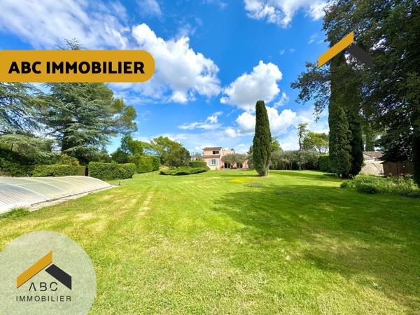 Orange (84100) Colline d'Orange - Magnifique villa de 180M2 avec piscine