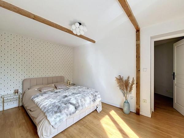 T3 – 62.10 m² – MEUBLE – JARDIN PRIVATIF – 69300 – CALUIRE ET CUIRE