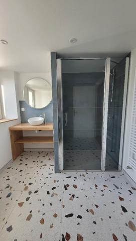 BAIL MOBILITÉ - d'octobre 2026 à mai 2027 - Bel appartement T2 bis de 72.1 m2 entièrement rénové , Concarneau