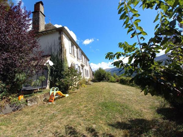 Maison à vendre à Thiézac dans le Cantal (15800), ref : MG/2224