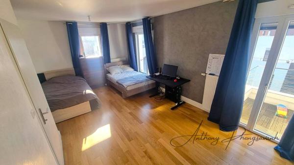 Appartement à vendre 5 pièces de 102 m²