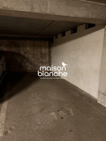 PLACE DE PARKING SECURISEE A LOUER – TALENCE