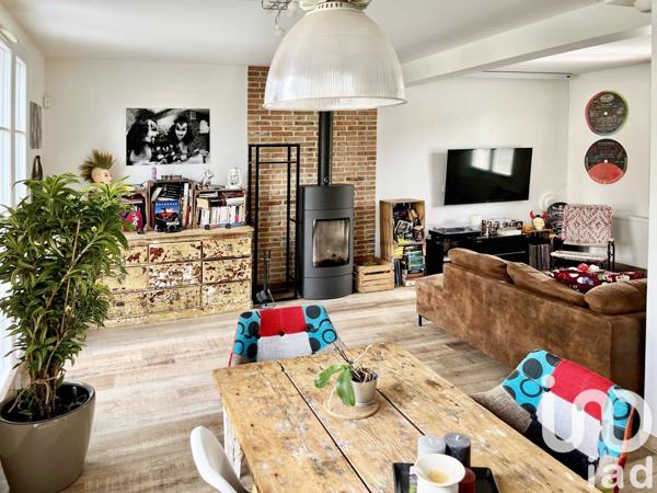 Maison 6 pièces de 130 m² à Bailly-Romainvilliers (77700)