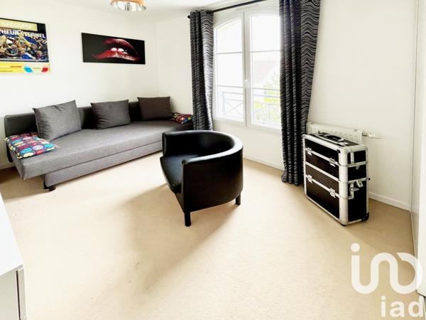 Maison 6 pièces de 130 m² à Bailly-Romainvilliers (77700)