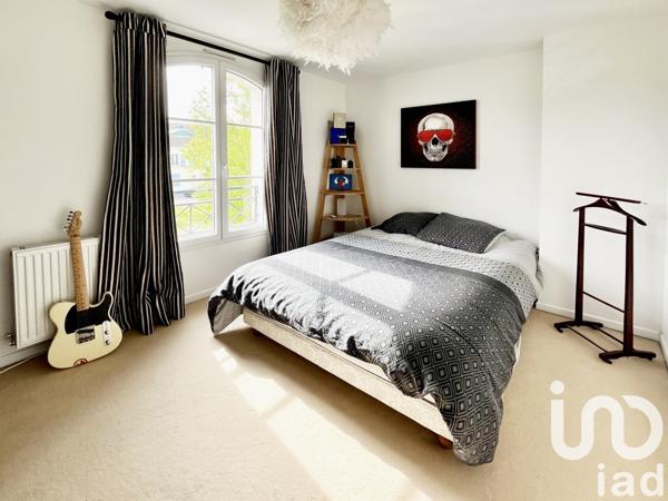 Maison 6 pièces de 130 m² à Bailly-Romainvilliers (77700)