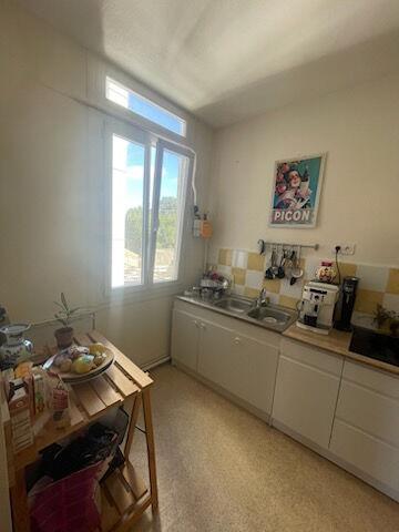RENNES HYPER CENTRE - PLACE HOCHE - Appartement type 2 de 41m²