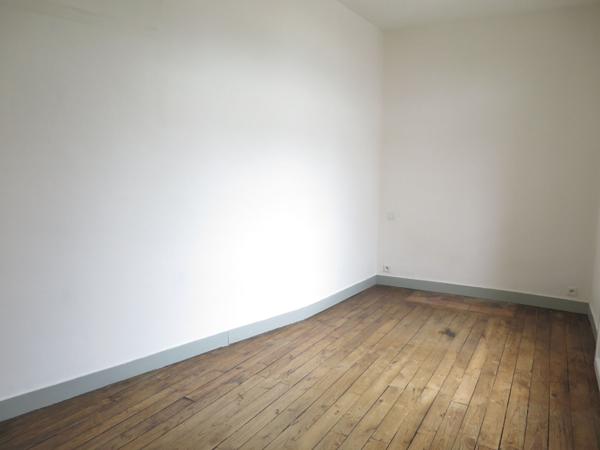 RENNES HYPER CENTRE - PLACE HOCHE - Appartement type 2 de 41m²