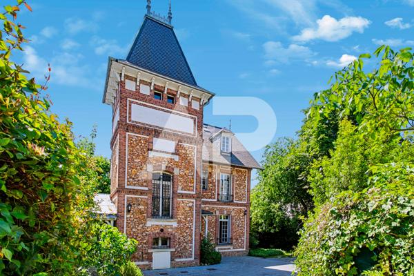 SEVRES RIVE DROITE - MAISON DE CARACTERE €1 980 000 ** - Référence 664-S