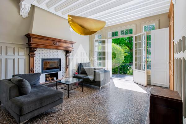 SEVRES RIVE DROITE - MAISON DE CARACTERE €1 980 000 ** - Référence 664-S