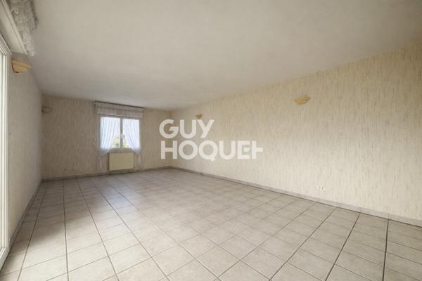 REIMS - A VENDRE - NOUVEAUTE - PLAIN-PIED de type 4 avec jardin et dépendance