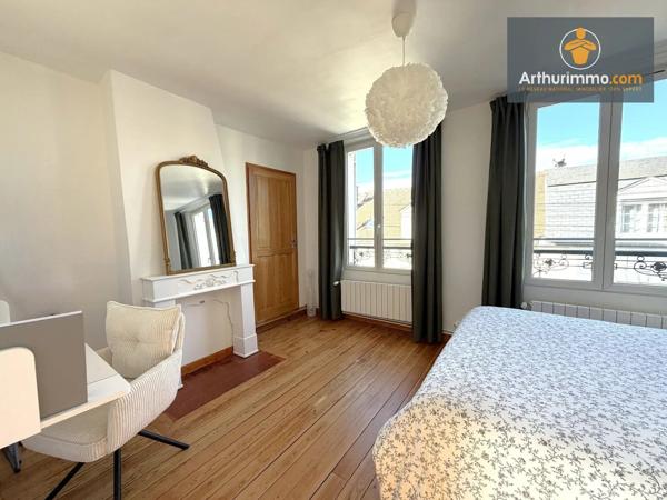 Vente                                                      Appartement
                        
                     3 pièces                      54 m2                     à Compiègne