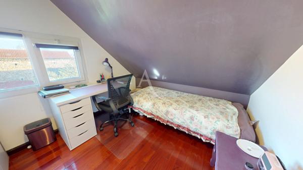 VILLEMOMBLE, Maison 6 chambres, 263m2