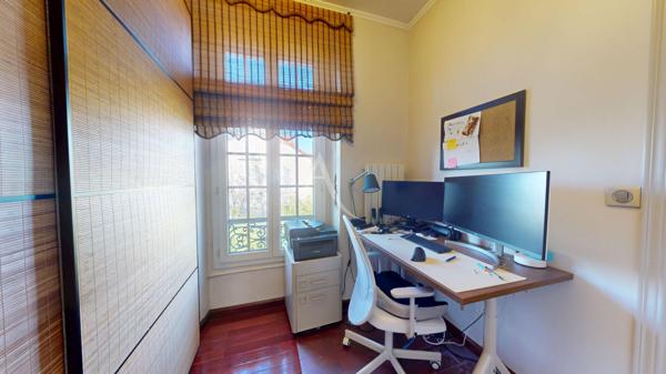 VILLEMOMBLE, Maison 6 chambres, 263m2