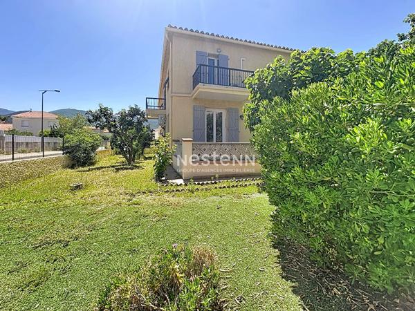 Grand appartement de 4 pièces en RDC d'une petite copropriété sur Argelès sur mer