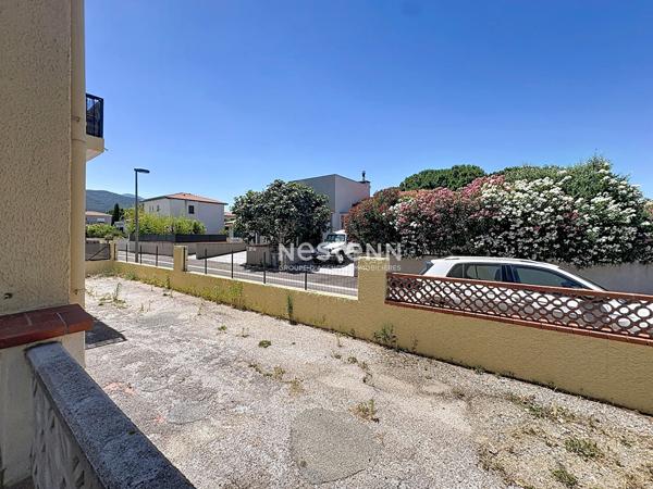Grand appartement de 4 pièces en RDC d'une petite copropriété sur Argelès sur mer