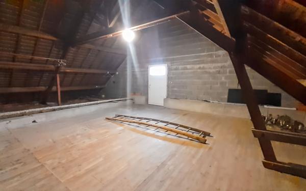 Maison à vendre    5 pièces • 120 m2 Rougé