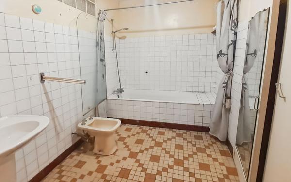 Maison à vendre    5 pièces • 120 m2 Rougé