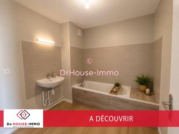 Appartement à louer 3 pièces de 80 m²