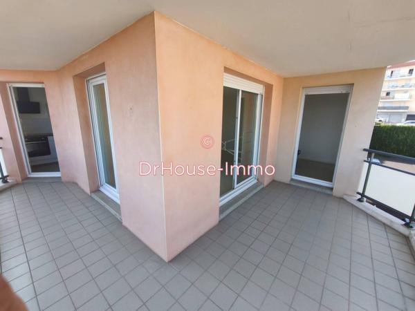 Appartement à louer 3 pièces de 80 m²