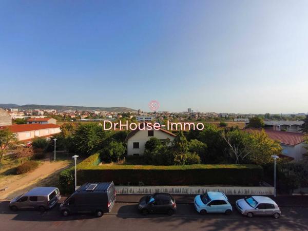 Appartement à louer 3 pièces de 80 m²