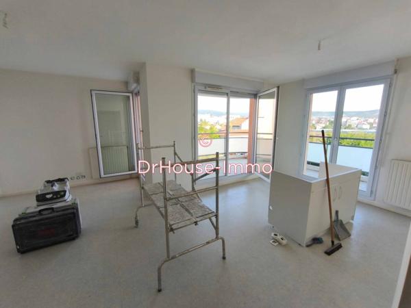 Appartement à louer 3 pièces de 80 m²