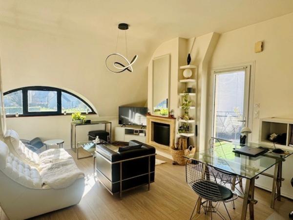 SAINT-ANDRÉ-DES-EAUX-APPARTEMENT T2 DE 39M2-TERRASSE DE 23M2-PARC ET PISCINE-CALME