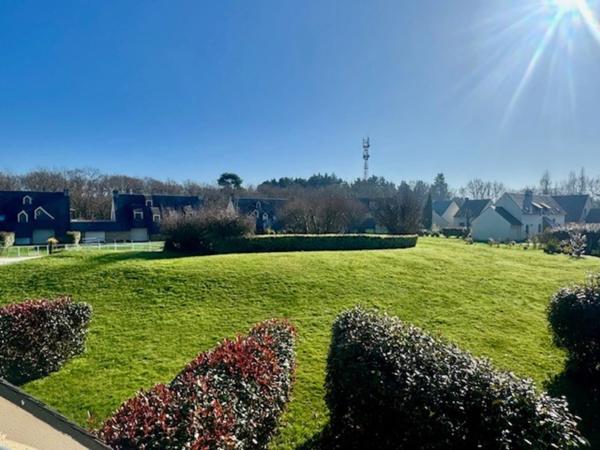 SAINT-ANDRÉ-DES-EAUX-APPARTEMENT T2 DE 39M2-TERRASSE DE 23M2-PARC ET PISCINE-CALME