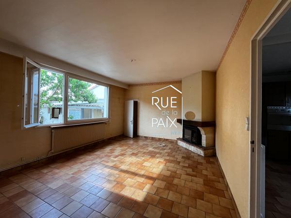 86200 LOUDUN Maison Loudun 5 pièce(s) 109 m2