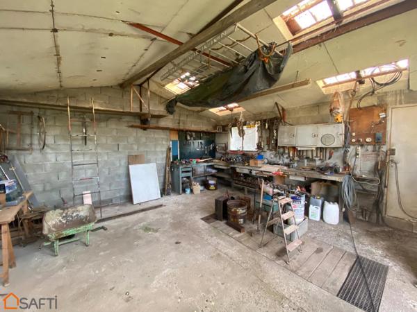 Maison sur étage avec dépendances