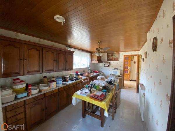 Maison sur étage avec dépendances