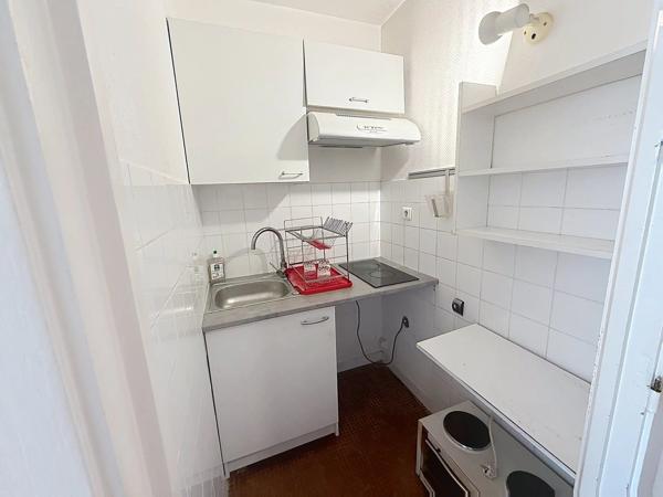 Vente                                                      Appartement
                        
                     1 pièces                      33 m2                     à Cannes