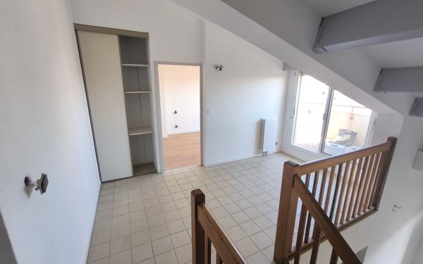 Appartement à vendre    4 pièces • 90 m2 Nîmes
