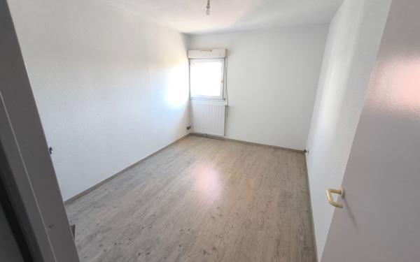 Appartement à vendre    4 pièces • 90 m2 Nîmes