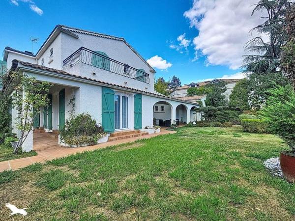 Maison 549 000 € Fenouillet 8 p 228 m² DPE C