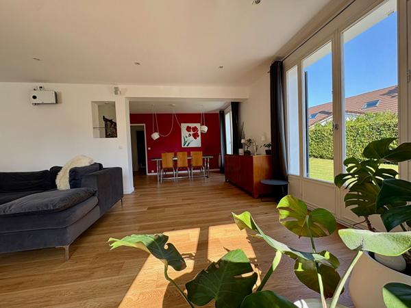 Maison Gif sur Yvette